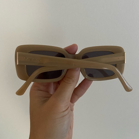 Velvet canyon tan retro sunglasses - Picture 6 of 7
